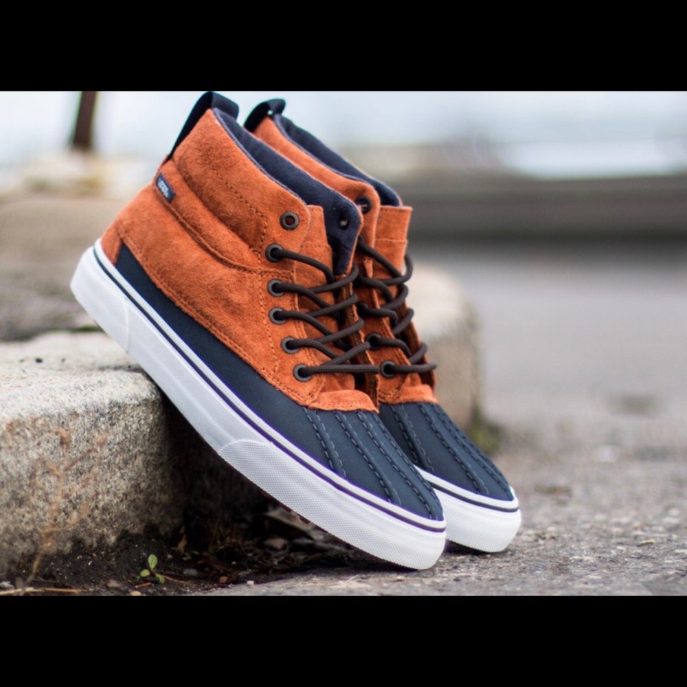 Vans Sk8-Hi Del Pato MTE Ginger/Navy. Only worn 2x